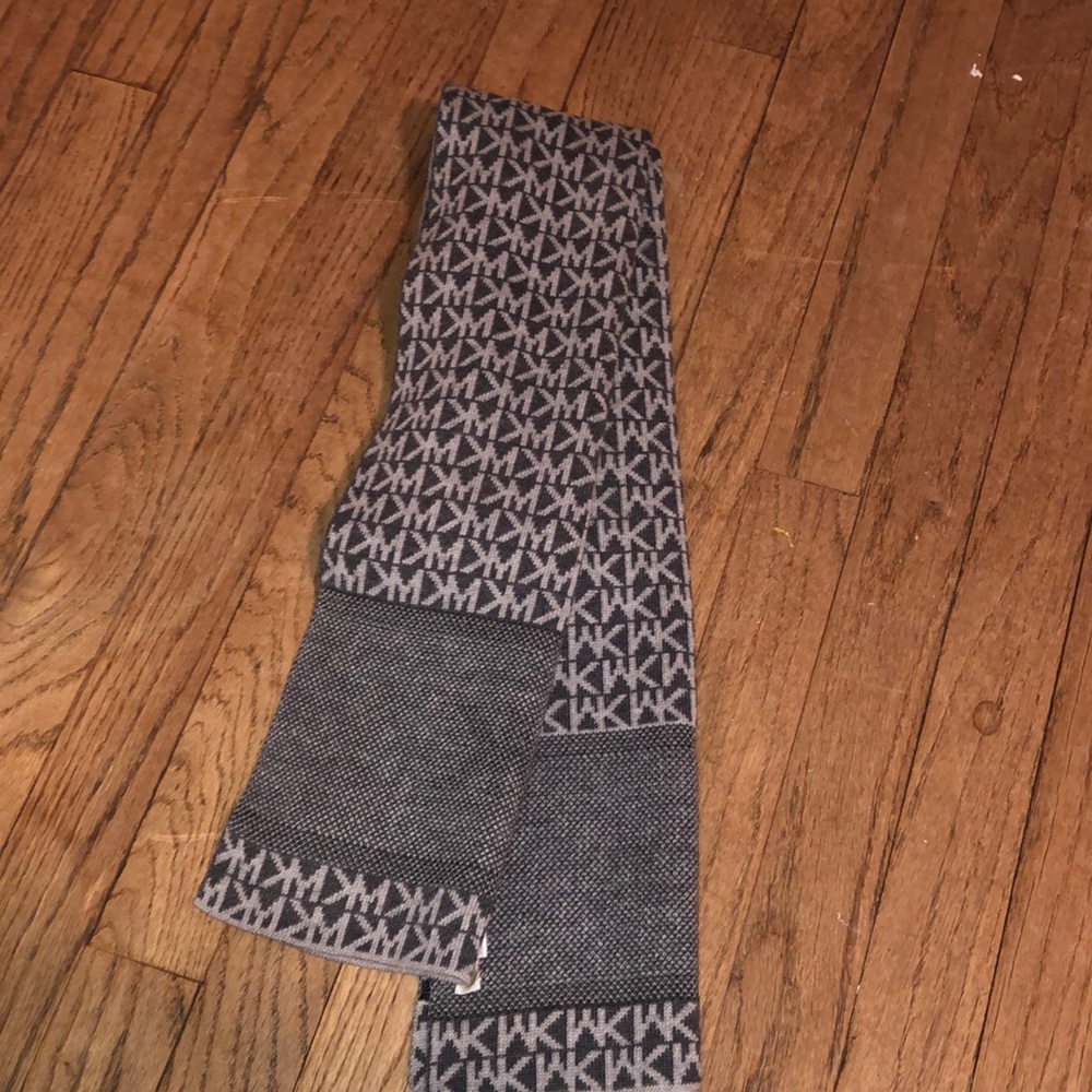 Michael Kors Scarf